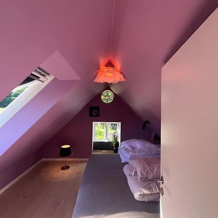 Gaestehus Rutsker Gamle Telefoncentral Vakantiehuis