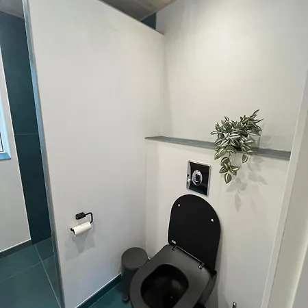 Gaestehus Rutsker Gamle Telefoncentral Vakantiehuis